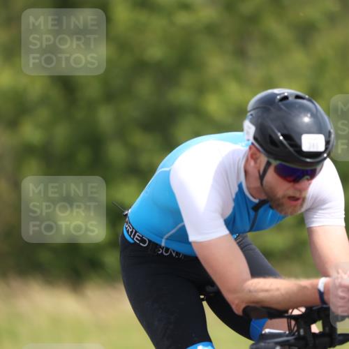 22.06.2025 - Viking Triathlon Yannick Fuchs http://msf.ph/oto/8106665 22.06.2025 12:11:30 Radfahren 13, 114, 204, 235, 389, 490, 521 meine-sportfotos.de