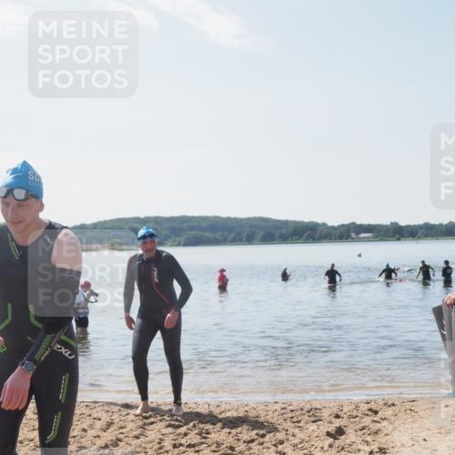22.06.2025 - Viking Triathlon MichiJ http://msf.ph/oto/8106692 22.06.2025 10:52:34 Schwimmen 490 meine-sportfotos.de