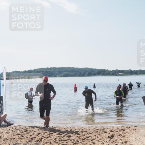 22.06.2025 - Viking Triathlon MichiJ http://msf.ph/oto/8106719 22.06.2025 10:52:59 Schwimmen 106, 160, 470, 640, 656 meine-sportfotos.de