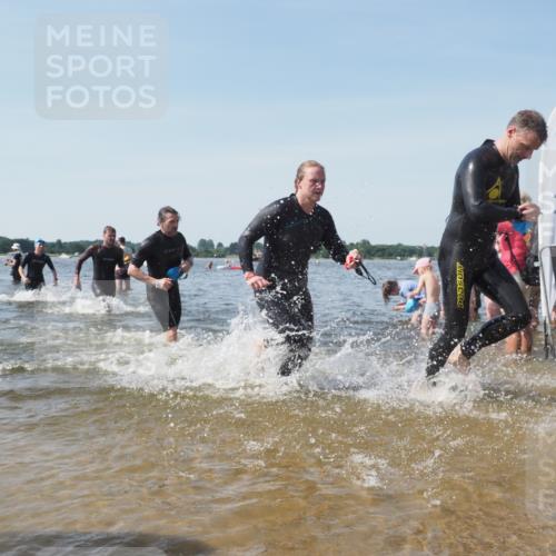 22.06.2025 - Viking Triathlon KatJ http://msf.ph/oto/8106750 22.06.2025 10:37:22 Schwimmen 21, 34, 131, 172, 180, 233, 253, 312, 316, 344, 370, 383, 454, 456, 513, 649 meine-sportfotos.de
