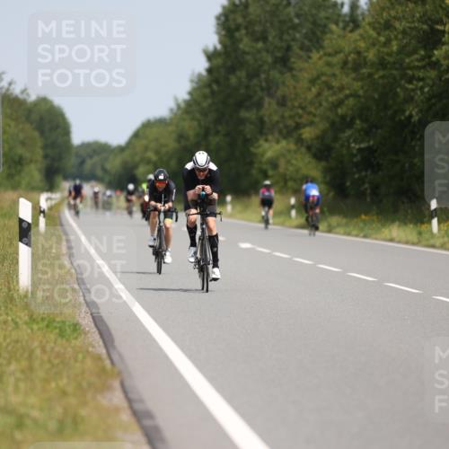 22.06.2025 - Viking Triathlon Yannick Fuchs http://msf.ph/oto/8106759 22.06.2025 12:11:38 Radfahren 13, 173, 314, 340, 427, 444, 458, 604 meine-sportfotos.de