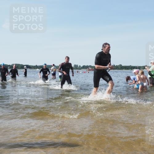 22.06.2025 - Viking Triathlon KatJ http://msf.ph/oto/8106865 22.06.2025 10:37:24 Schwimmen 21, 34, 131, 141, 172, 180, 187, 233, 253, 312, 316, 344, 370, 383, 456, 649 meine-sportfotos.de