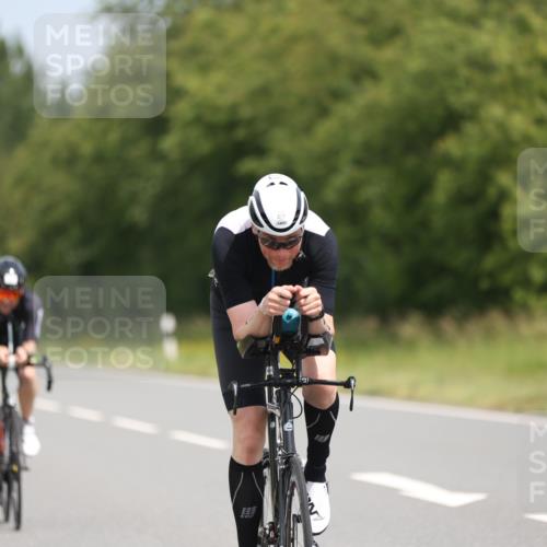 22.06.2025 - Viking Triathlon Yannick Fuchs http://msf.ph/oto/8106868 22.06.2025 12:11:41 Radfahren 13, 173, 234, 314, 340, 427, 444, 458, 604 meine-sportfotos.de