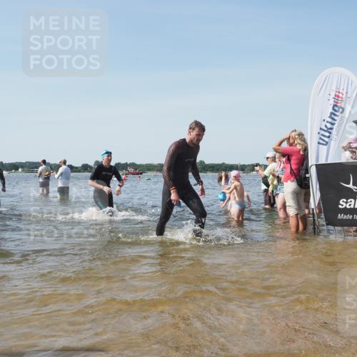 22.06.2025 - Viking Triathlon KatJ http://msf.ph/oto/8106893 22.06.2025 10:37:26 Schwimmen 21, 34, 131, 141, 180, 187, 233, 253, 312, 316, 344, 370, 383, 456, 639 meine-sportfotos.de