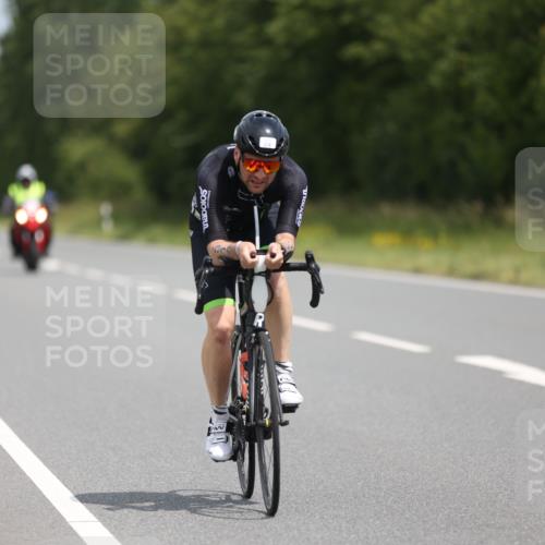 22.06.2025 - Viking Triathlon Yannick Fuchs http://msf.ph/oto/8106900 22.06.2025 12:11:42 Radfahren 13, 173, 234, 314, 340, 427, 444, 458, 604 meine-sportfotos.de