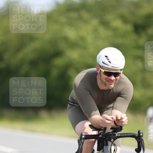 22.06.2025 - Viking Triathlon Yannick Fuchs http://msf.ph/oto/8106940 22.06.2025 11:30:59 Radfahren 44, 156, 329, 335, 358, 511, 535 meine-sportfotos.de