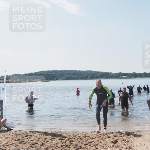 22.06.2025 - Viking Triathlon MichiJ http://msf.ph/oto/8106956 22.06.2025 10:53:07 Schwimmen 160, 165, 319, 470, 640 meine-sportfotos.de