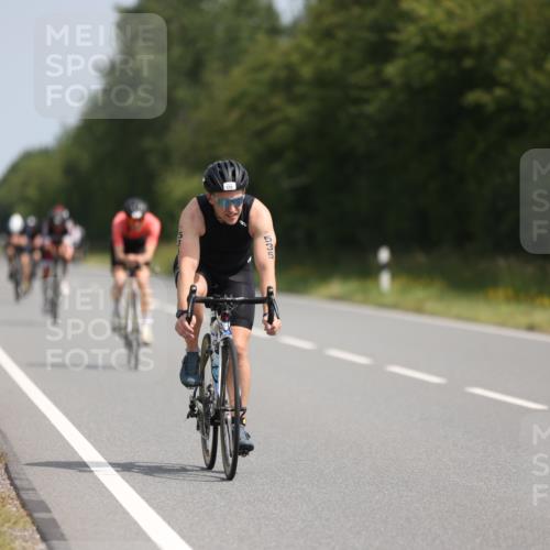 22.06.2025 - Viking Triathlon Yannick Fuchs http://msf.ph/oto/8106997 22.06.2025 11:31:01 Radfahren 44, 139, 156, 329, 335, 358, 419, 511, 535 meine-sportfotos.de