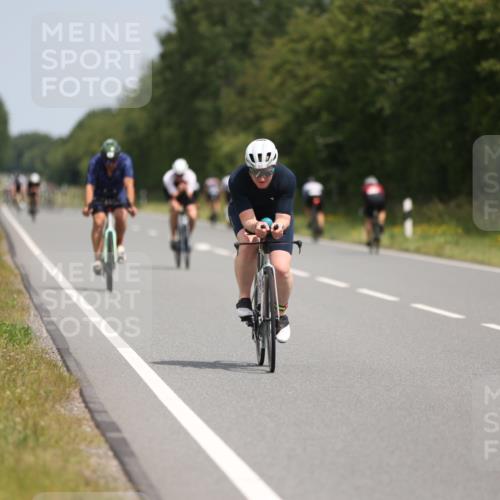 22.06.2025 - Viking Triathlon Yannick Fuchs http://msf.ph/oto/8107028 22.06.2025 12:11:53 Radfahren 110, 234, 449, 475 meine-sportfotos.de