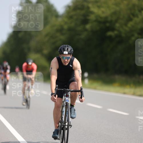 22.06.2025 - Viking Triathlon Yannick Fuchs http://msf.ph/oto/8107035 22.06.2025 11:31:01 Radfahren 44, 139, 156, 329, 335, 358, 419, 511, 535 meine-sportfotos.de
