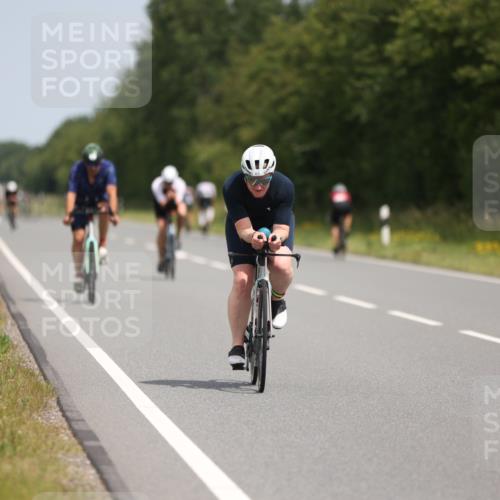 22.06.2025 - Viking Triathlon Yannick Fuchs http://msf.ph/oto/8107040 22.06.2025 12:11:53 Radfahren 110, 234, 449, 475 meine-sportfotos.de