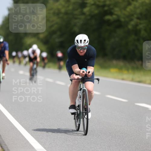 22.06.2025 - Viking Triathlon Yannick Fuchs http://msf.ph/oto/8107058 22.06.2025 12:11:54 Radfahren 110, 234, 449, 475 meine-sportfotos.de