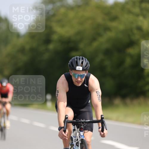 22.06.2025 - Viking Triathlon Yannick Fuchs http://msf.ph/oto/8107061 22.06.2025 11:31:02 Radfahren 44, 139, 156, 329, 335, 358, 419, 535 meine-sportfotos.de