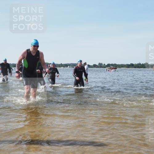 22.06.2025 - Viking Triathlon KatJ http://msf.ph/oto/8107111 22.06.2025 10:37:32 Schwimmen 21, 34, 131, 141, 163, 177, 180, 187, 245, 253, 312, 316, 344, 456, 506, 614, 639 meine-sportfotos.de