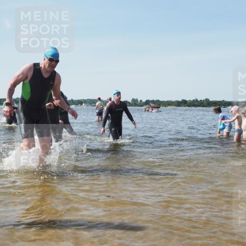 22.06.2025 - Viking Triathlon KatJ http://msf.ph/oto/8107120 22.06.2025 10:37:33 Schwimmen 21, 34, 131, 141, 163, 177, 180, 187, 245, 253, 312, 316, 344, 456, 506, 614, 639 meine-sportfotos.de
