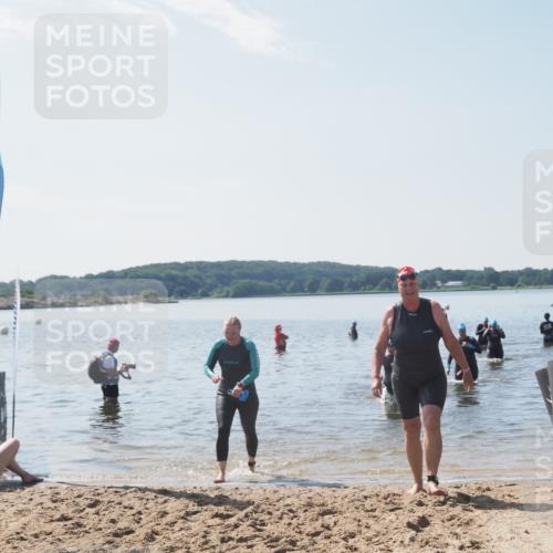 22.06.2025 - Viking Triathlon MichiJ http://msf.ph/oto/8107121 22.06.2025 10:53:15 Schwimmen 165, 201, 319, 470, 640 meine-sportfotos.de