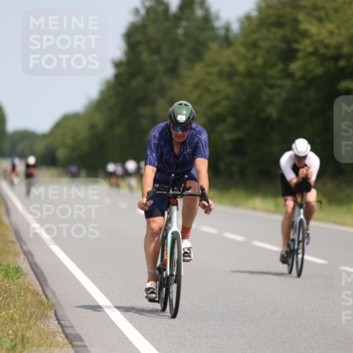 22.06.2025 - Viking Triathlon Yannick Fuchs http://msf.ph/oto/8107123 22.06.2025 12:11:56 Radfahren 110, 266, 449, 475 meine-sportfotos.de
