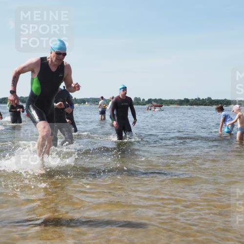 22.06.2025 - Viking Triathlon KatJ http://msf.ph/oto/8107128 22.06.2025 10:37:33 Schwimmen 21, 34, 131, 141, 163, 177, 180, 187, 245, 253, 312, 316, 344, 456, 506, 614, 639 meine-sportfotos.de