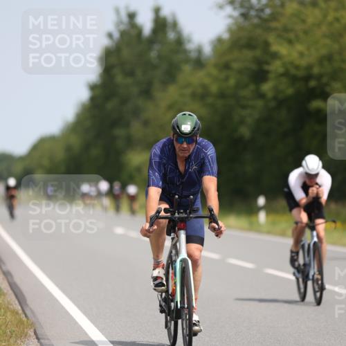 22.06.2025 - Viking Triathlon Yannick Fuchs http://msf.ph/oto/8107144 22.06.2025 12:11:56 Radfahren 110, 266, 449, 475 meine-sportfotos.de