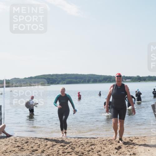 22.06.2025 - Viking Triathlon MichiJ http://msf.ph/oto/8107155 22.06.2025 10:53:15 Schwimmen 165, 201, 319, 470, 640 meine-sportfotos.de