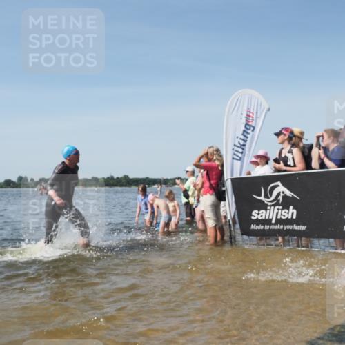 22.06.2025 - Viking Triathlon KatJ http://msf.ph/oto/8107204 22.06.2025 10:37:36 Schwimmen 21, 131, 141, 163, 177, 180, 187, 245, 253, 316, 411, 456, 506, 614, 639, 645 meine-sportfotos.de