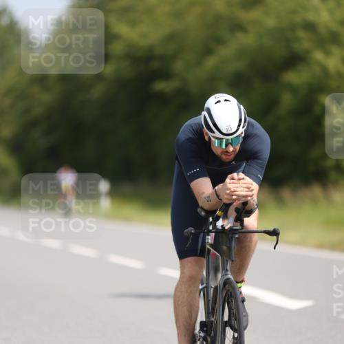 22.06.2025 - Viking Triathlon Yannick Fuchs http://msf.ph/oto/8107229 22.06.2025 11:31:08 Radfahren 44, 139, 156, 358, 419, 538 meine-sportfotos.de