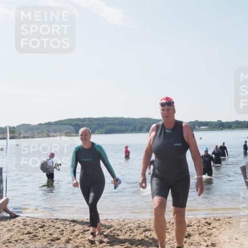 22.06.2025 - Viking Triathlon MichiJ http://msf.ph/oto/8107238 22.06.2025 10:53:18 Schwimmen 165, 201, 241, 319, 470 meine-sportfotos.de