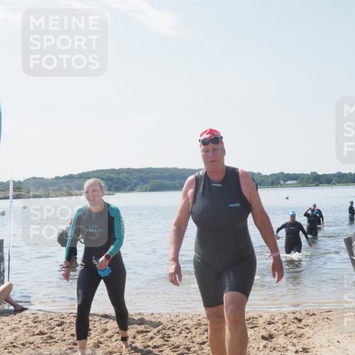 22.06.2025 - Viking Triathlon MichiJ http://msf.ph/oto/8107249 22.06.2025 10:53:18 Schwimmen 165, 201, 241, 319, 470 meine-sportfotos.de