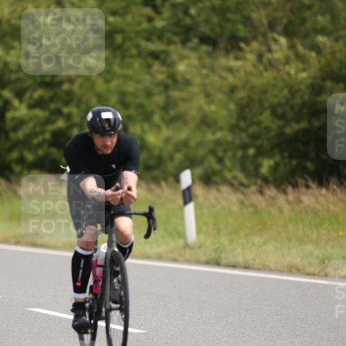 22.06.2025 - Viking Triathlon Yannick Fuchs http://msf.ph/oto/8107261 22.06.2025 11:31:09 Radfahren 139, 156, 358, 419, 538 meine-sportfotos.de