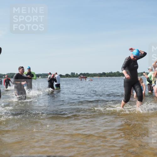 22.06.2025 - Viking Triathlon KatJ http://msf.ph/oto/8107277 22.06.2025 10:37:37 Schwimmen 21, 131, 141, 163, 177, 180, 187, 245, 253, 316, 411, 433, 456, 506, 614, 619, 639, 645 meine-sportfotos.de