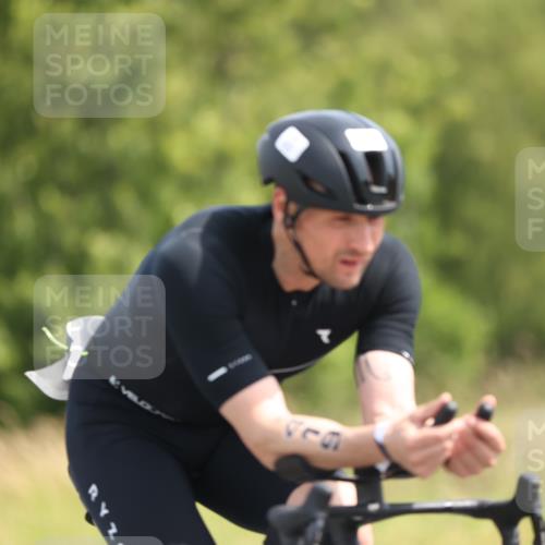 22.06.2025 - Viking Triathlon Yannick Fuchs http://msf.ph/oto/8107312 22.06.2025 11:31:10 Radfahren 139, 156, 358, 419, 538 meine-sportfotos.de