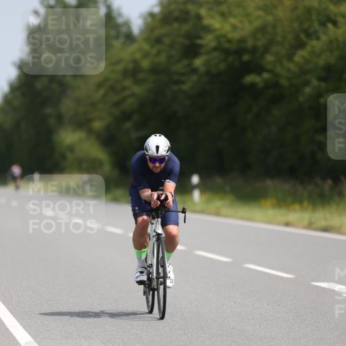22.06.2025 - Viking Triathlon Yannick Fuchs http://msf.ph/oto/8107387 22.06.2025 11:31:17 Radfahren 54, 538 meine-sportfotos.de