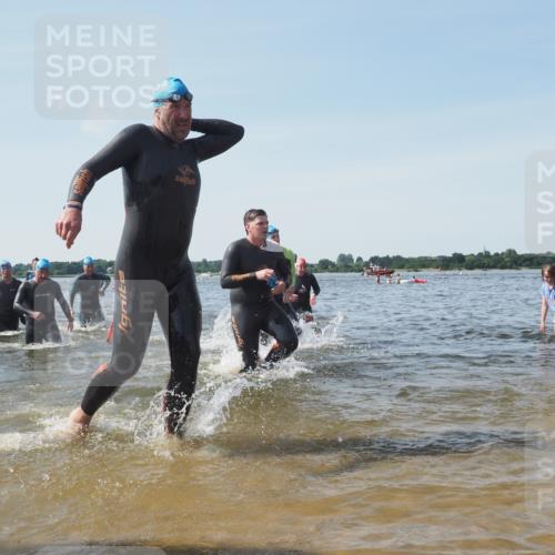 22.06.2025 - Viking Triathlon KatJ http://msf.ph/oto/8107395 22.06.2025 10:37:39 Schwimmen 21, 131, 141, 163, 177, 187, 245, 396, 411, 433, 456, 506, 614, 619, 639, 645 meine-sportfotos.de
