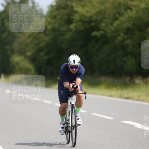 22.06.2025 - Viking Triathlon Yannick Fuchs http://msf.ph/oto/8107413 22.06.2025 11:31:17 Radfahren 54, 538 meine-sportfotos.de