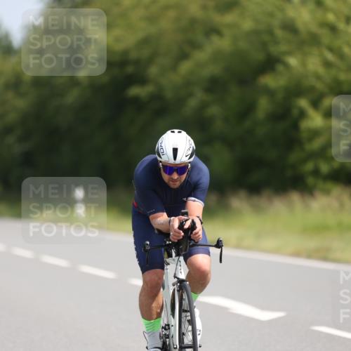 22.06.2025 - Viking Triathlon Yannick Fuchs http://msf.ph/oto/8107429 22.06.2025 11:31:17 Radfahren 54, 538 meine-sportfotos.de