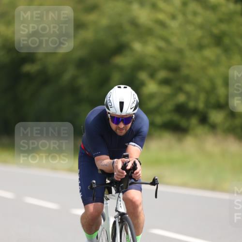 22.06.2025 - Viking Triathlon Yannick Fuchs http://msf.ph/oto/8107440 22.06.2025 11:31:18 Radfahren 54, 538 meine-sportfotos.de