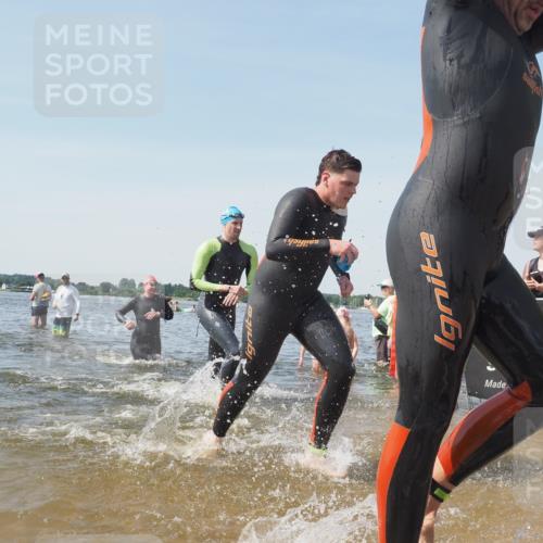 22.06.2025 - Viking Triathlon KatJ http://msf.ph/oto/8107443 22.06.2025 10:37:40 Schwimmen 21, 131, 141, 163, 177, 187, 245, 396, 411, 433, 456, 506, 614, 619, 639, 645 meine-sportfotos.de