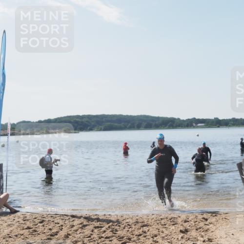 22.06.2025 - Viking Triathlon MichiJ http://msf.ph/oto/8107470 22.06.2025 10:53:24 Schwimmen 201, 241, 319 meine-sportfotos.de