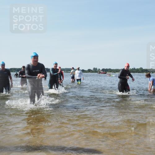 22.06.2025 - Viking Triathlon KatJ http://msf.ph/oto/8107520 22.06.2025 10:37:42 Schwimmen 21, 141, 163, 177, 187, 245, 396, 411, 433, 456, 506, 614, 619, 639, 645 meine-sportfotos.de