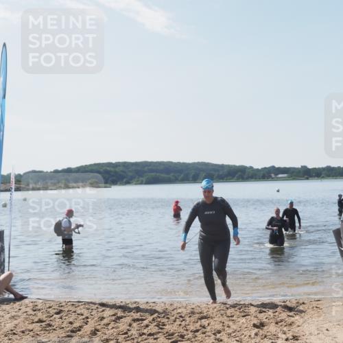 22.06.2025 - Viking Triathlon MichiJ http://msf.ph/oto/8107527 22.06.2025 10:53:25 Schwimmen 201, 241, 319 meine-sportfotos.de