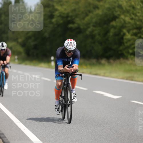 22.06.2025 - Viking Triathlon Yannick Fuchs http://msf.ph/oto/8107534 22.06.2025 12:12:34 Radfahren 61, 394, 397, 477 meine-sportfotos.de