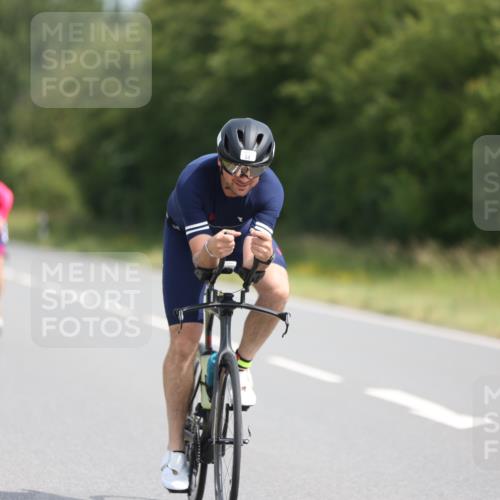 22.06.2025 - Viking Triathlon Yannick Fuchs http://msf.ph/oto/8107537 22.06.2025 11:31:27 Radfahren 54, 188, 361, 440 meine-sportfotos.de