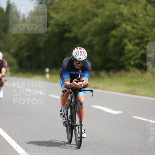 22.06.2025 - Viking Triathlon Yannick Fuchs http://msf.ph/oto/8107542 22.06.2025 12:12:34 Radfahren 61, 394, 397, 477 meine-sportfotos.de