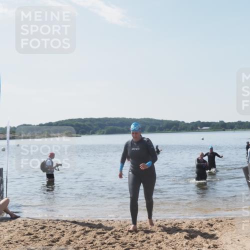 22.06.2025 - Viking Triathlon MichiJ http://msf.ph/oto/8107566 22.06.2025 10:53:25 Schwimmen 201, 241, 319 meine-sportfotos.de