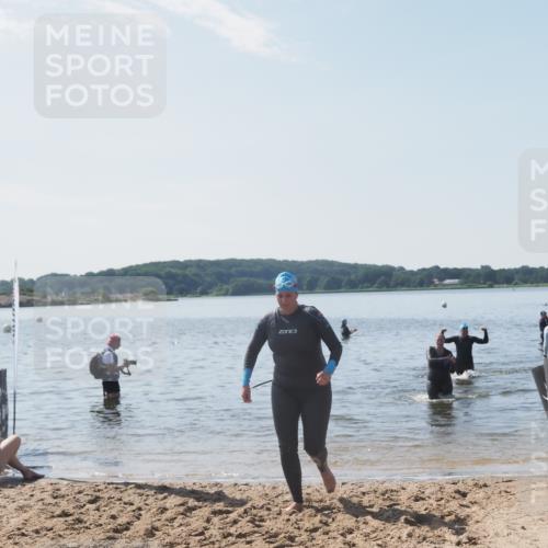 22.06.2025 - Viking Triathlon MichiJ http://msf.ph/oto/8107581 22.06.2025 10:53:26 Schwimmen 201, 241, 319 meine-sportfotos.de