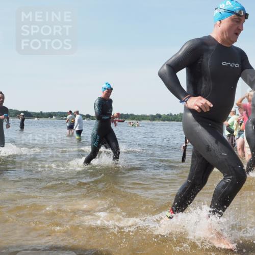 22.06.2025 - Viking Triathlon KatJ http://msf.ph/oto/8107598 22.06.2025 10:37:44 Schwimmen 141, 163, 177, 187, 245, 396, 411, 433, 506, 614, 619, 639, 645 meine-sportfotos.de