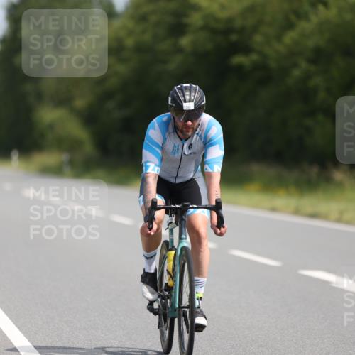 22.06.2025 - Viking Triathlon Yannick Fuchs http://msf.ph/oto/8107659 22.06.2025 11:31:30 Radfahren 54, 188, 245, 361, 440 meine-sportfotos.de