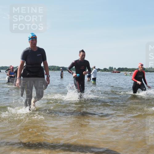 22.06.2025 - Viking Triathlon KatJ http://msf.ph/oto/8107663 22.06.2025 10:37:45 Schwimmen 141, 163, 177, 245, 335, 396, 411, 433, 506, 614, 619, 639, 645 meine-sportfotos.de