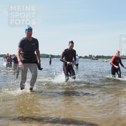 22.06.2025 - Viking Triathlon KatJ http://msf.ph/oto/8107676 22.06.2025 10:37:45 Schwimmen 141, 163, 177, 245, 335, 396, 411, 433, 506, 614, 619, 639, 645 meine-sportfotos.de
