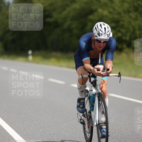 22.06.2025 - Viking Triathlon Yannick Fuchs http://msf.ph/oto/8107686 22.06.2025 12:12:37 Radfahren 61, 394, 397, 477 meine-sportfotos.de